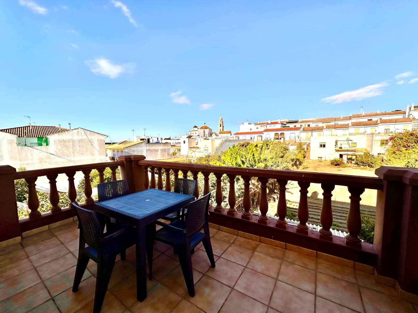 Local Comercial de 25 habitaciones en Huelva ciudad en venta con garaje - 2.300.000 € (Ref: 9987772)