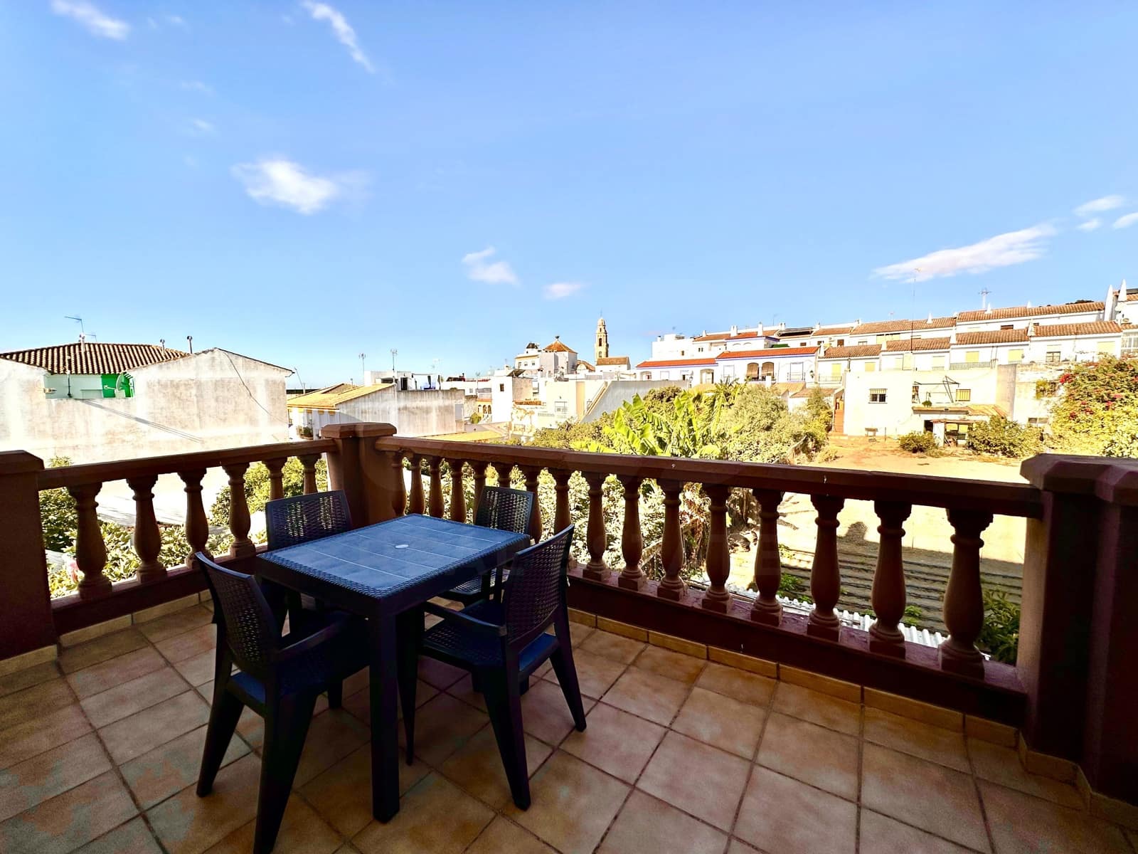 Local Comercial de 25 habitaciones en Ayamonte en venta con garaje - 2.300.000 € (Ref: 9987772)