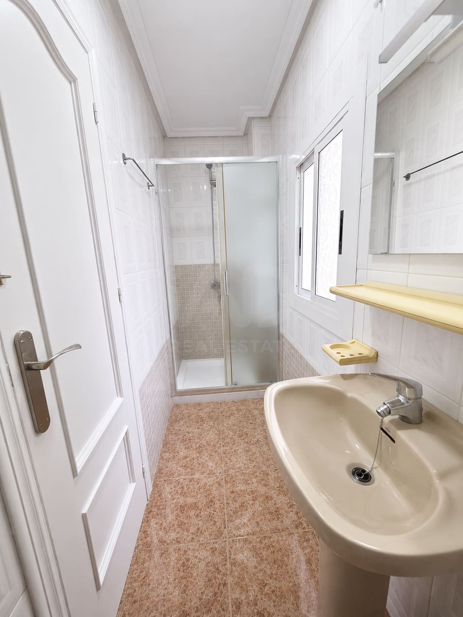 2 Zimmer Apartment zu vermieten in Alcantarilla - 700 € (Ref: 9987774)