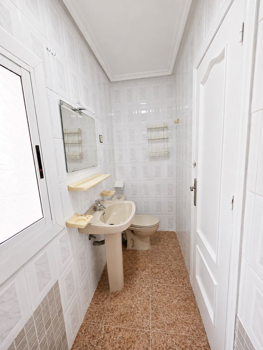 2 Zimmer Apartment zu vermieten in Alcantarilla - 700 € (Ref: 9987774)