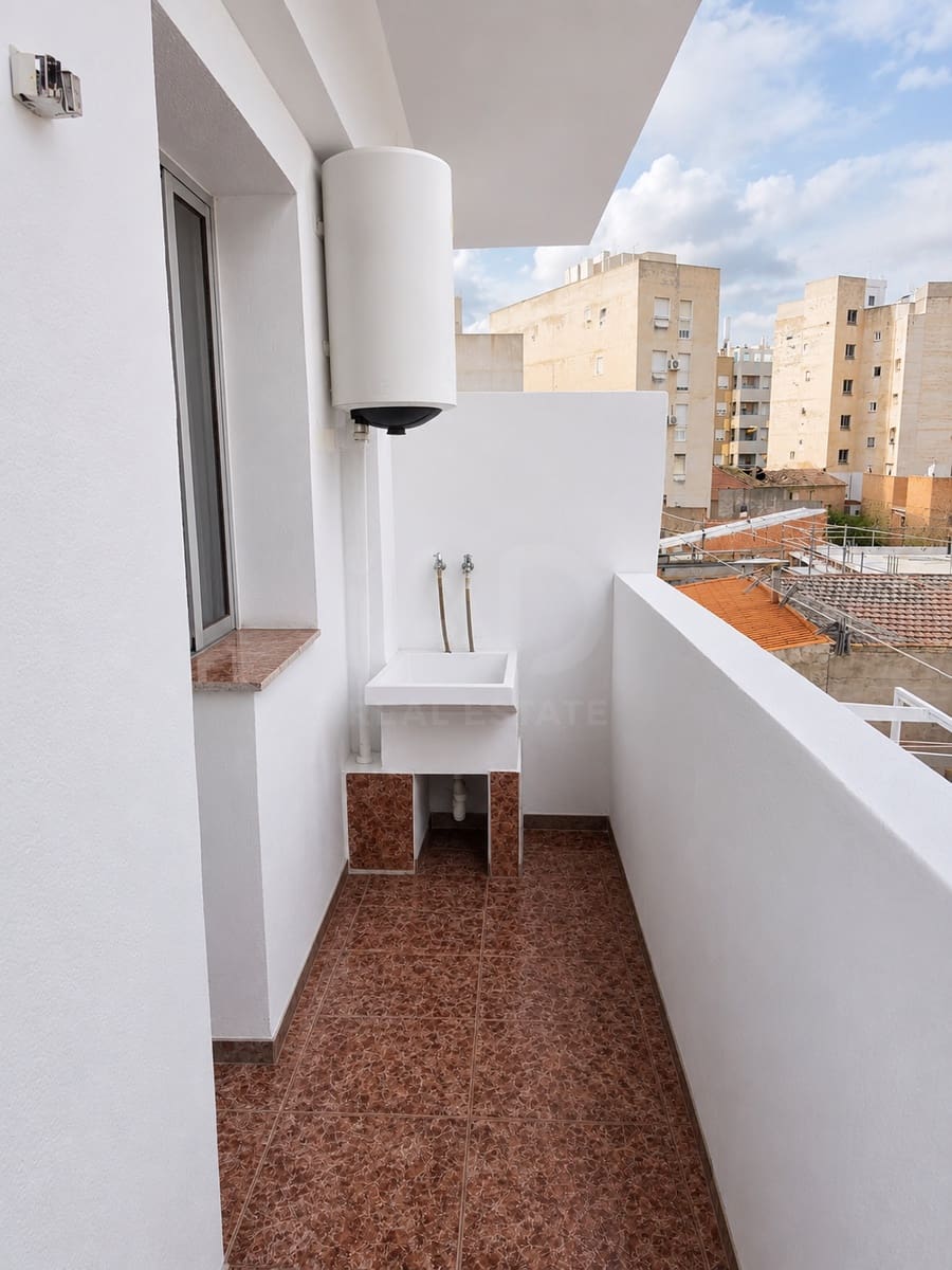 2 Zimmer Apartment zu vermieten in Alcantarilla - 700 € (Ref: 9987774)