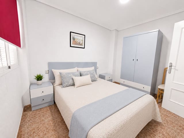 2 bedroom Apartment for rent in Alcantarilla - € 700 (Ref: 9987774)