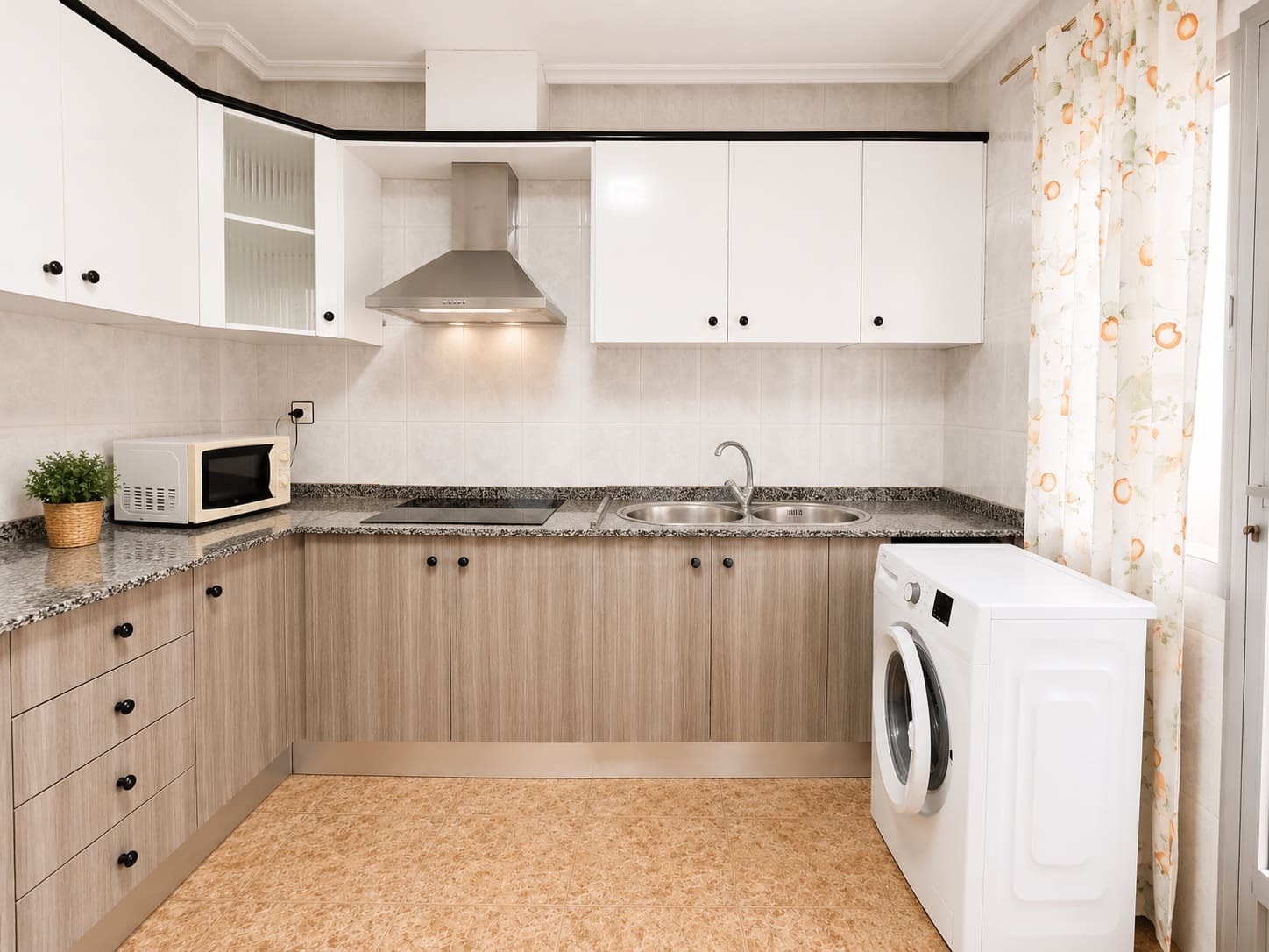2 Zimmer Apartment zu vermieten in Alcantarilla - 700 € (Ref: 9987774)