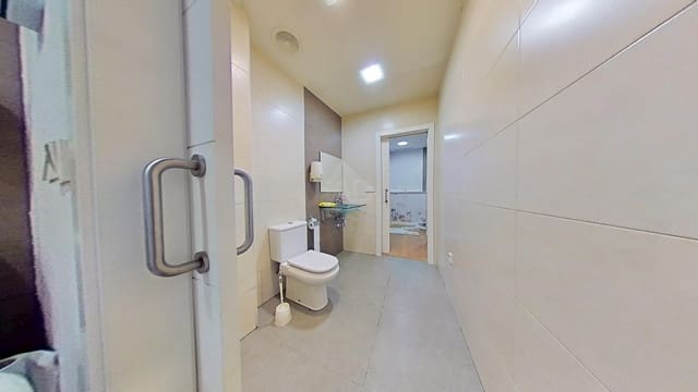 5 soverom Kommersiell til salgs i Alicante by - € 159 500 (Ref: 9987776)