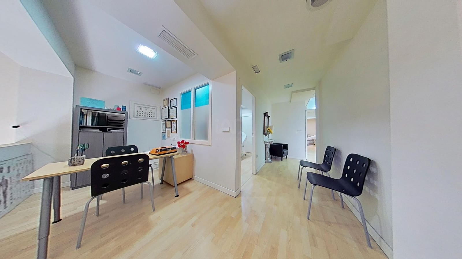 5 camera da letto Commerciale in vendita in Alicante citta - 159.500 € (Rif: 9987776)