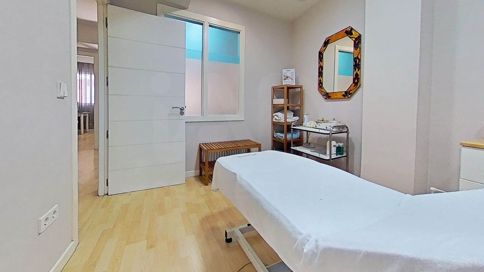5 bedroom Commercial for sale in Alicante / Alacant city - € 159,500 (Ref: 9987776)