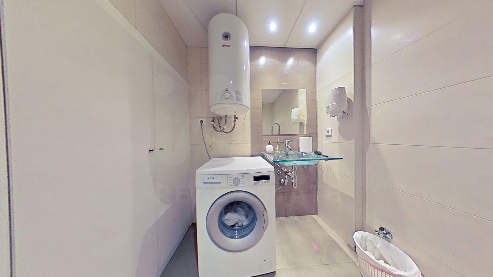 5 bedroom Commercial for sale in Alicante / Alacant city - € 159,500 (Ref: 9987776)