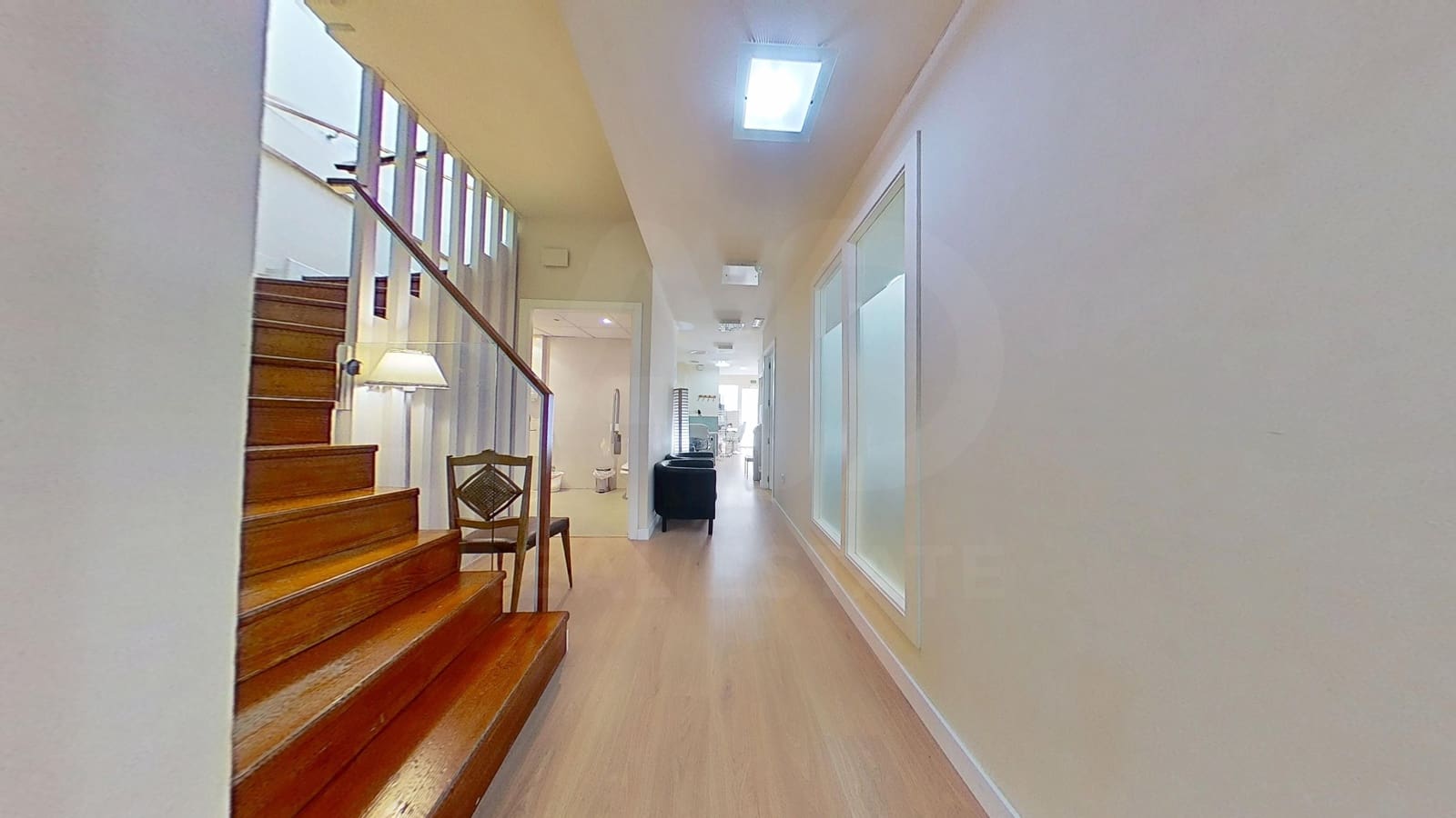 5 bedroom Commercial for sale in Alicante / Alacant city - € 159,500 (Ref: 9987776)