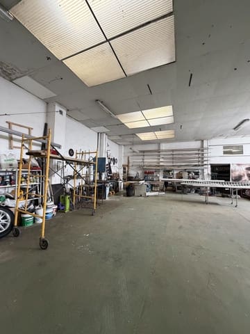 Komercyjne na sprzedaż w Miasto Valladolid z garażem - 161 000 € (Ref: 9987778)