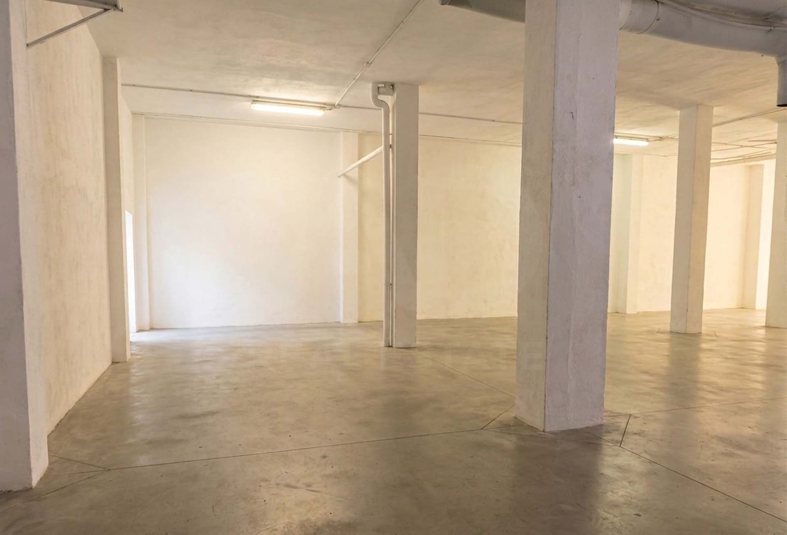 Comercial para arrendar em Valencia cidade - 1 200 € (Ref: 9987779)