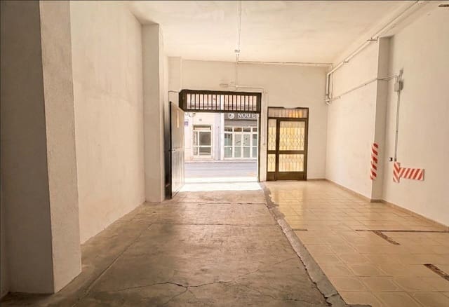 Commercieel te huur in Valencia stad - € 1.200 (Ref: 9987779)