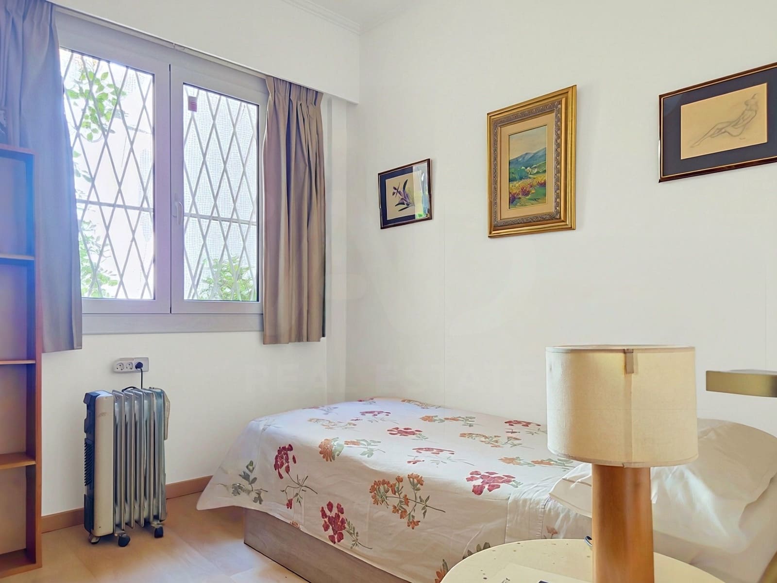 Apartamento de 4 habitaciones en Barcelona ciudad en venta - 649.000 € (Ref: 9987780)