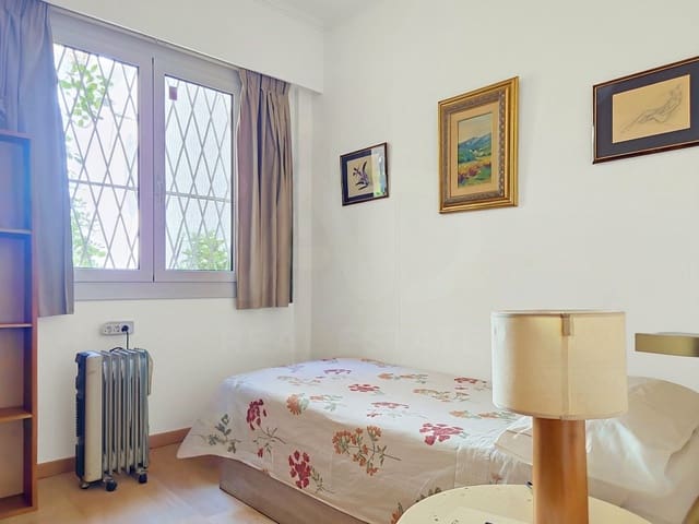 Apartamento de 4 habitaciones en Barcelona ciudad en venta - 649.000 € (Ref: 9987780)