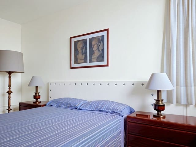 Apartamento de 4 habitaciones en Barcelona ciudad en venta - 649.000 € (Ref: 9987780)