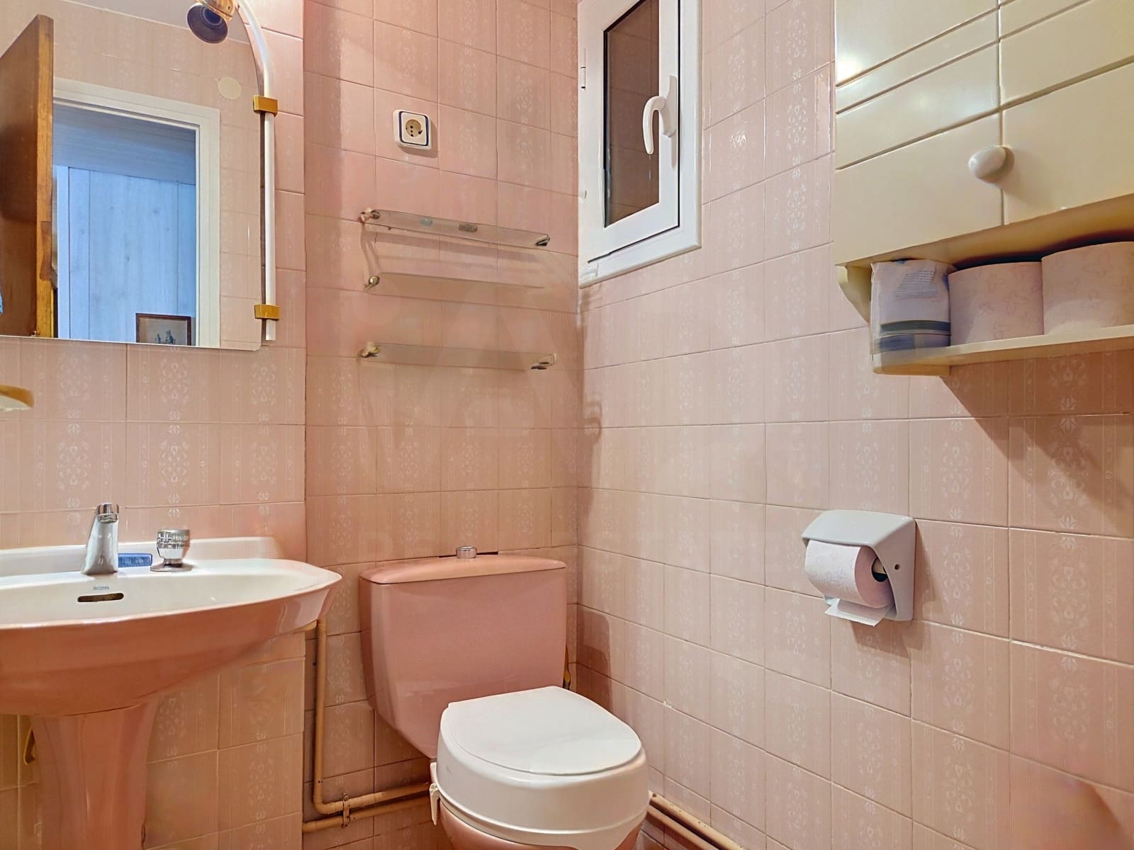 Apartamento de 4 habitaciones en Barcelona ciudad en venta - 649.000 € (Ref: 9987780)