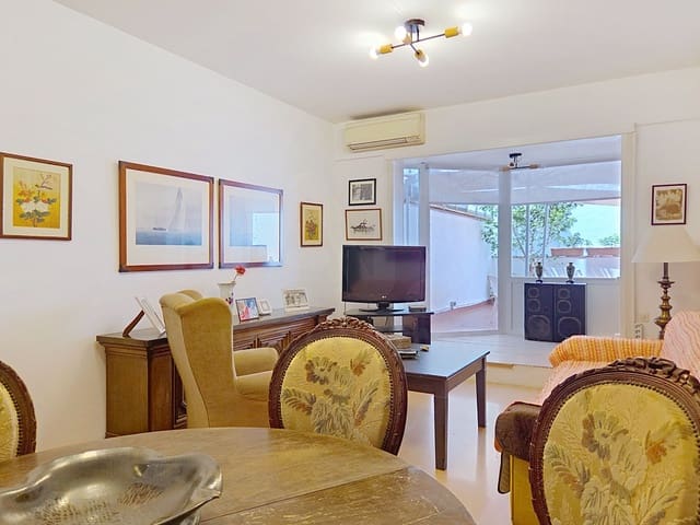 Apartamento de 4 habitaciones en Barcelona ciudad en venta - 649.000 € (Ref: 9987780)