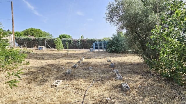 Ubebygd land til leie i Toledo by - € 500 (Ref: 9987782)