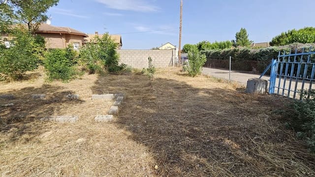 Ubebygd land til leie i Toledo by - € 500 (Ref: 9987782)