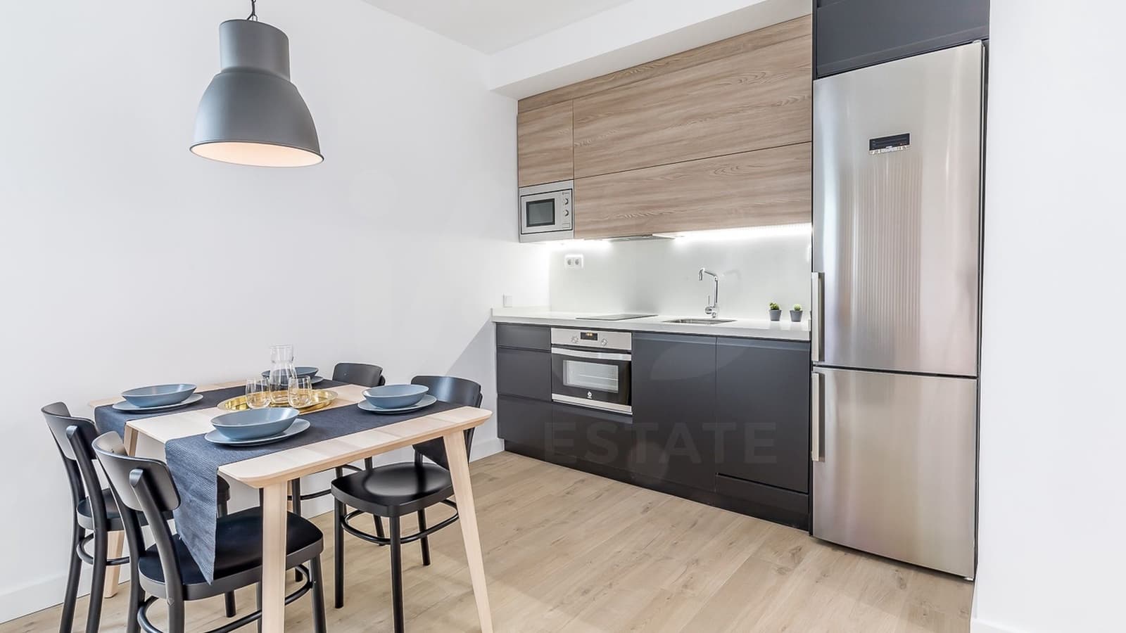 Apartment for rent in Madrid city - € 1,700 (Ref: 9987783)