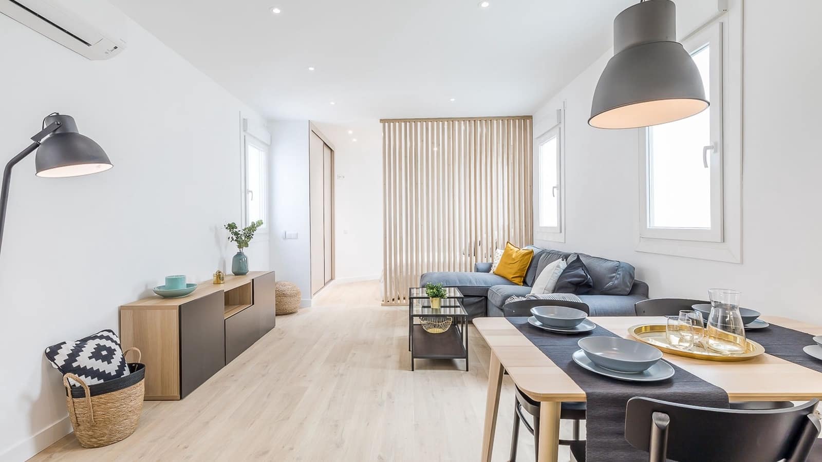 Apartment for rent in Madrid city - € 1,700 (Ref: 9987783)