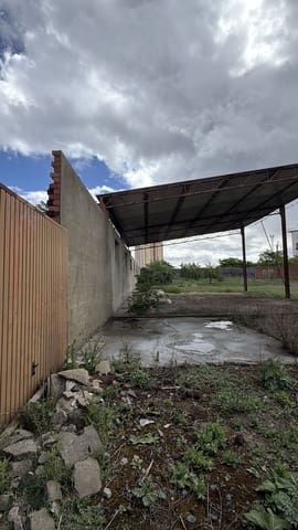 Erhverv til salg i Valladolid by - € 95.000 (Ref: 9987784)