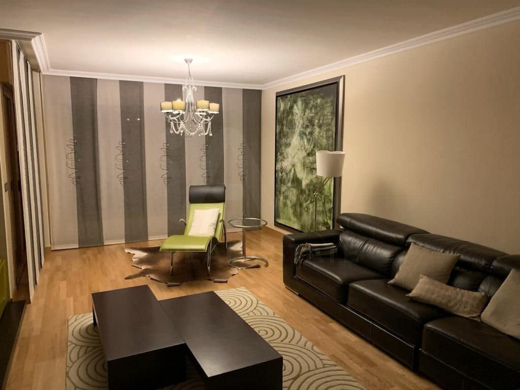 Chalet de 7 habitaciones en Huesca ciudad en venta con garaje - 890.000 € (Ref: 9987785)