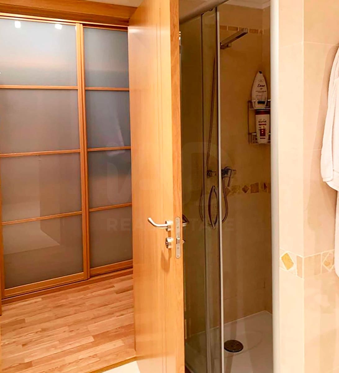 Chalet de 7 habitaciones en Huesca ciudad en venta con garaje - 890.000 € (Ref: 9987785)