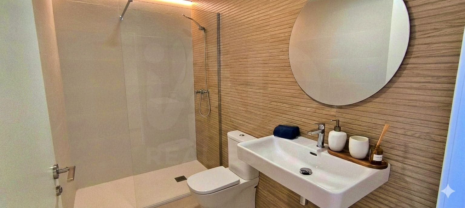 2 soveværelse Lejlighed til salg i Monforte del Cid med garage - € 270.000 (Ref: 9987786)