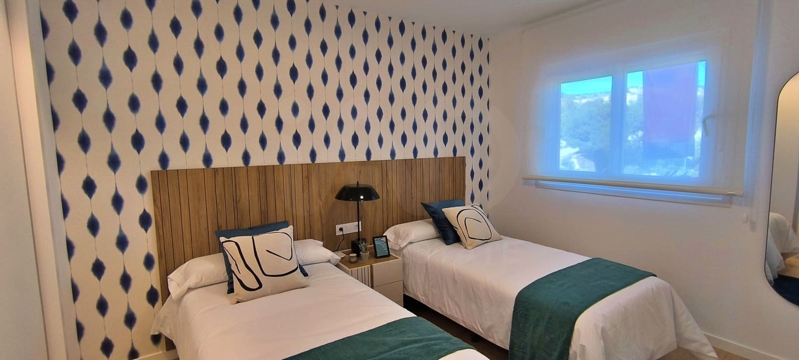 2 bedroom Apartment for sale in Monforte del Cid with pool garage - € 270,000 (Ref: 9987786)