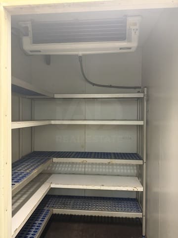 Kommersiell til salgs i Aiguafreda - € 200 000 (Ref: 9987788)