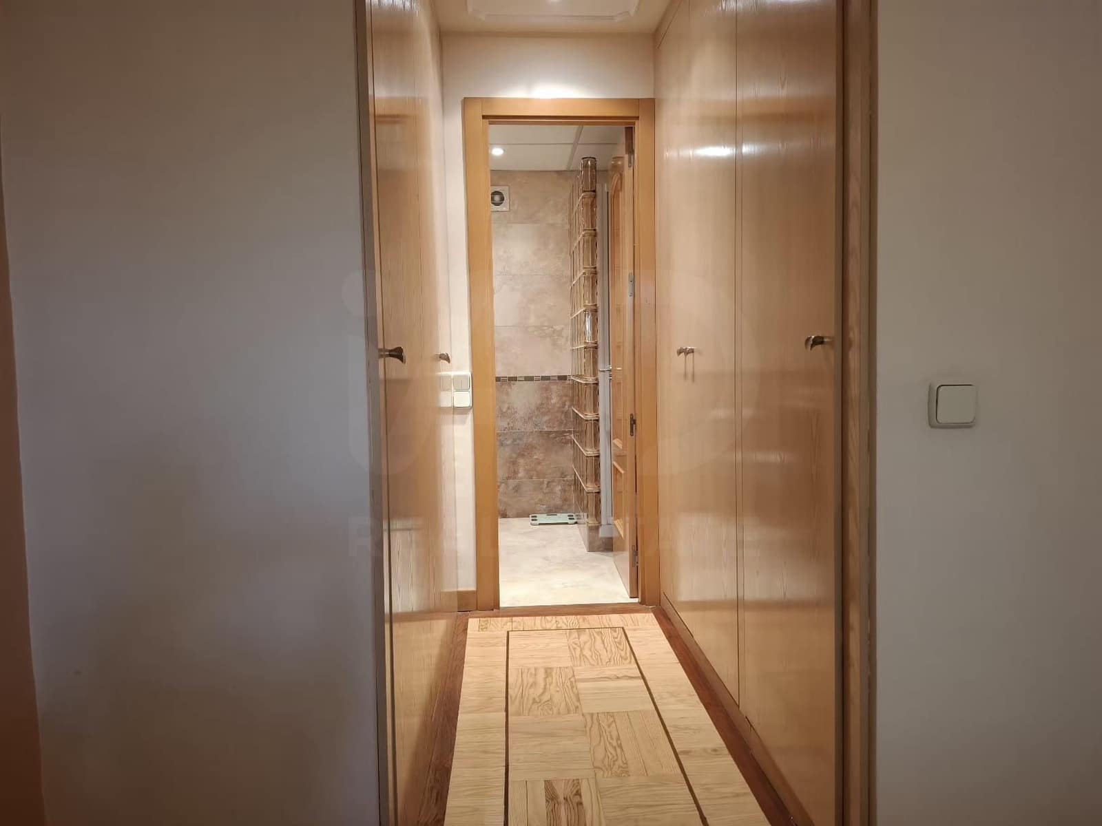 2 quarto Apartamento para arrendar em Madrid cidade - 1 800 € (Ref: 9987789)