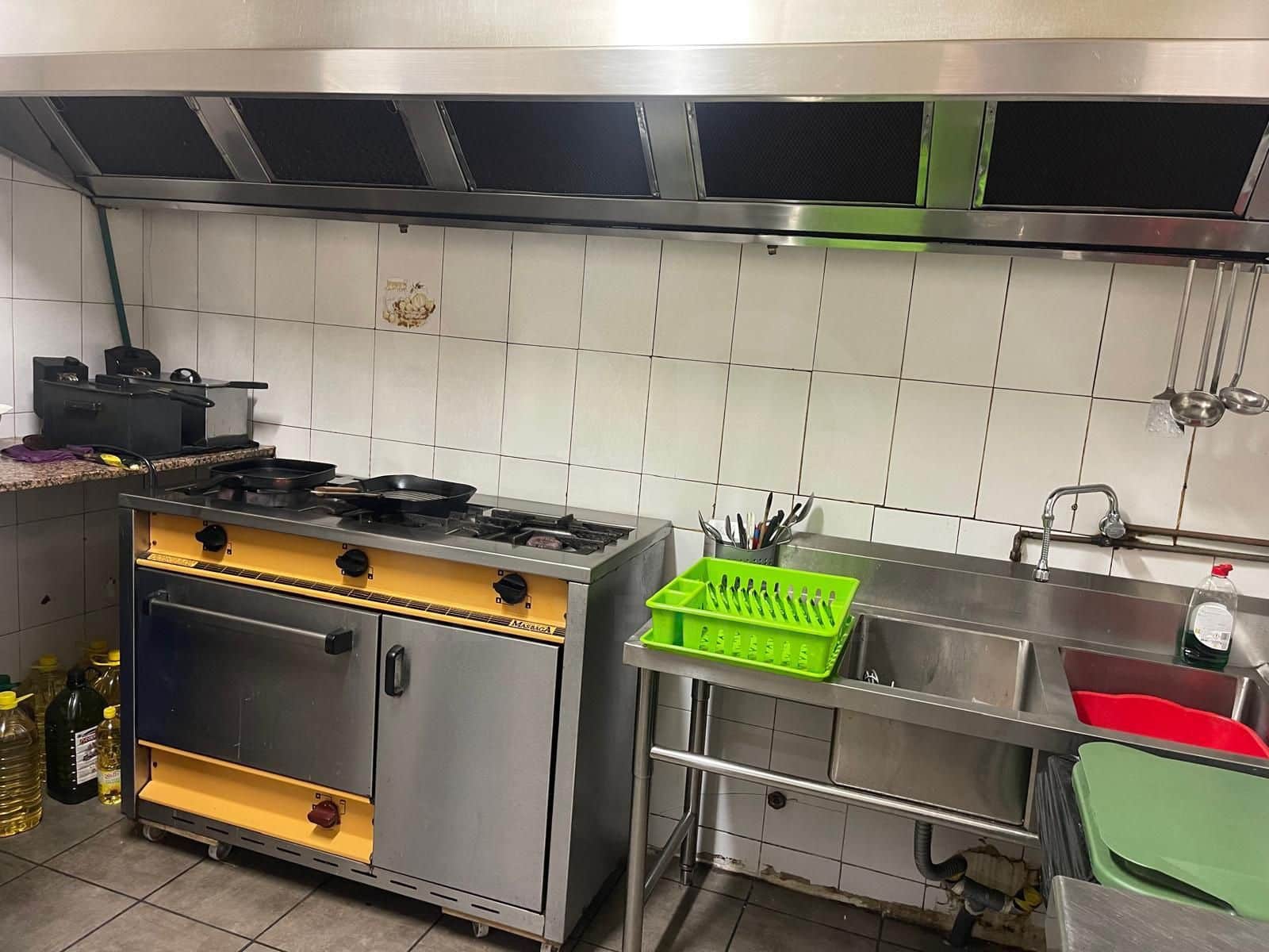 Gewerbe zu verkaufen in Barcelona Stadt - 159.000 € (Ref: 9987791)