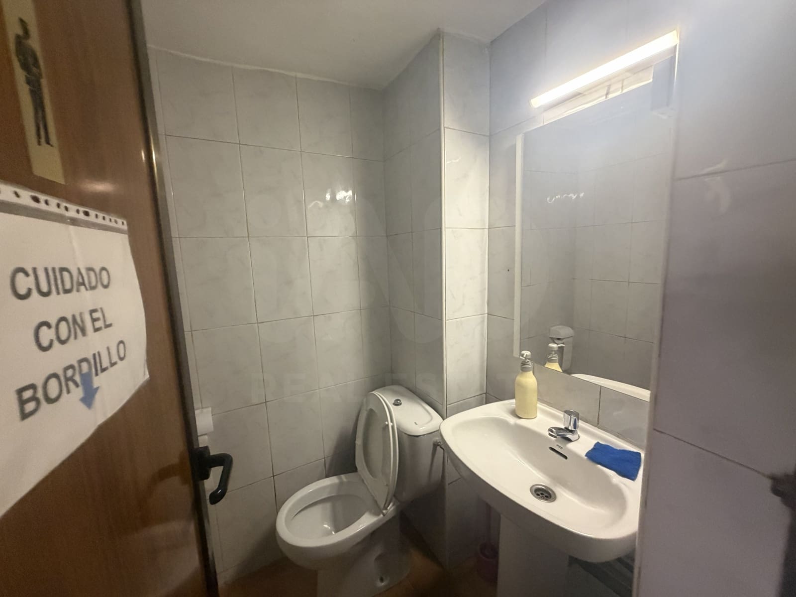 Gewerbe zu verkaufen in Barcelona Stadt - 159.000 € (Ref: 9987791)
