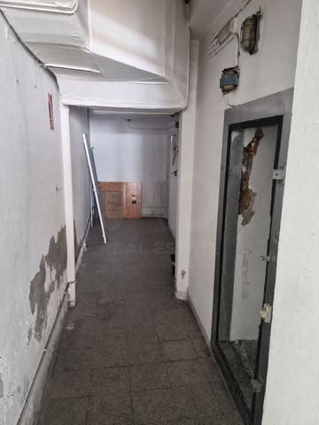Kommersiell til salgs i Leon by - € 63 900 (Ref: 9987793)