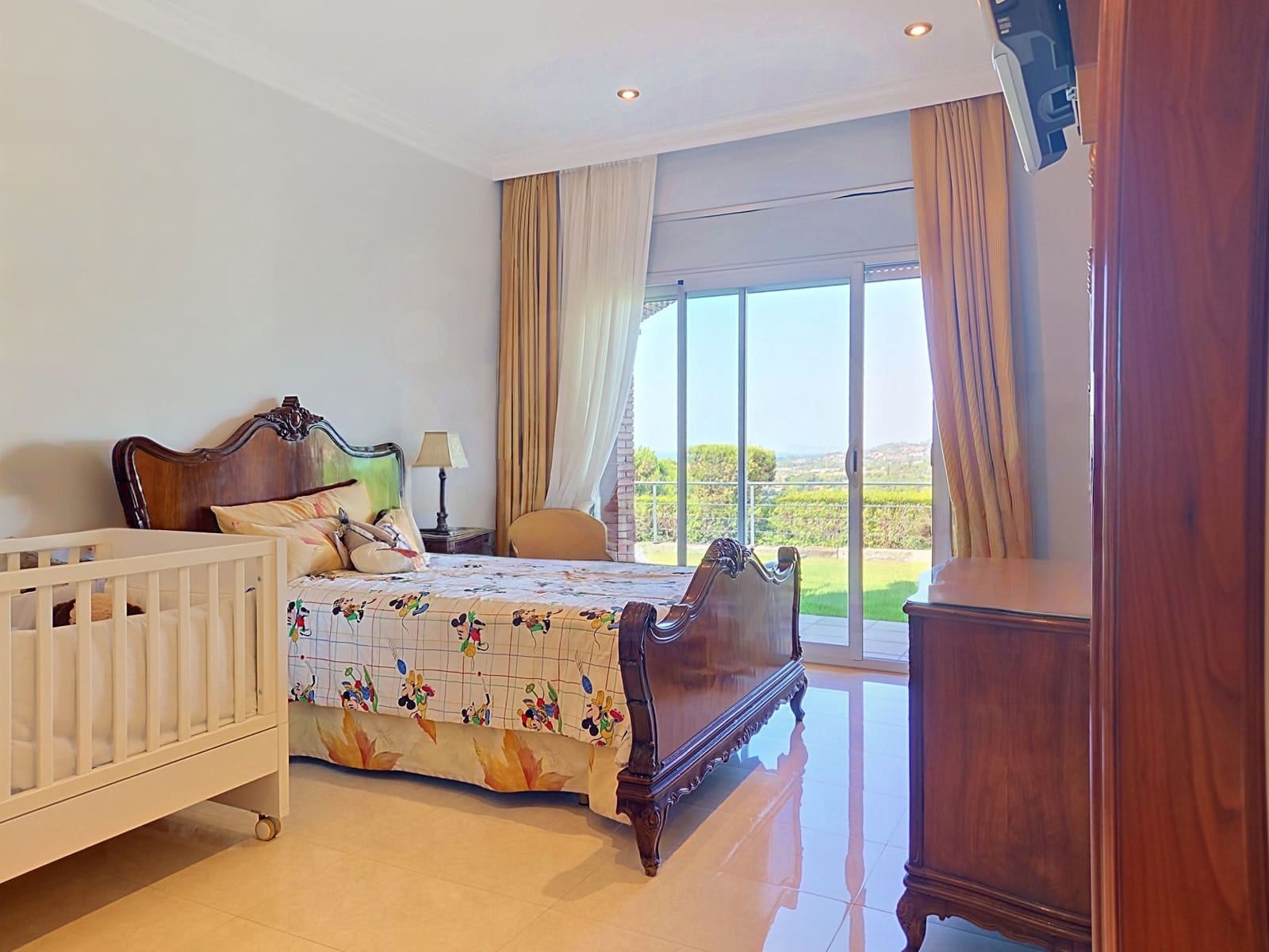 7 soveværelse Villa til salg i Barcelona by - € 1.950.000 (Ref: 9987796)