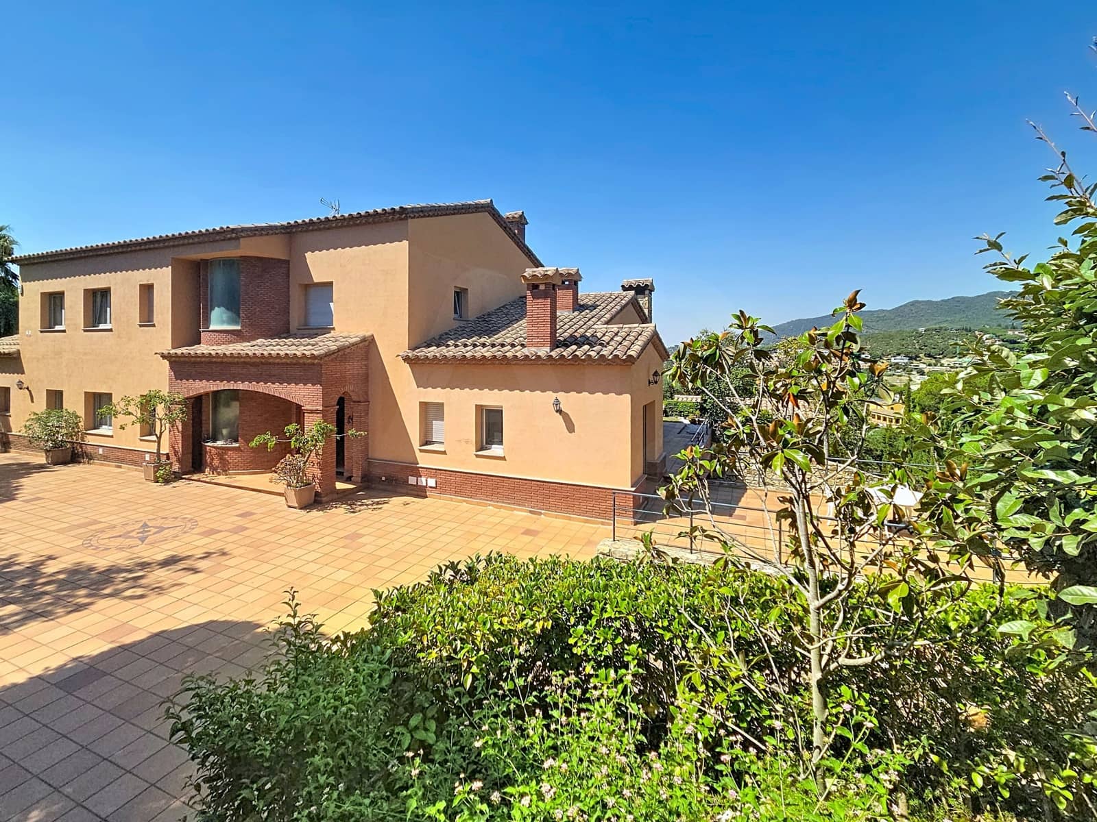 7 soveværelse Villa til salg i Barcelona by - € 1.950.000 (Ref: 9987796)