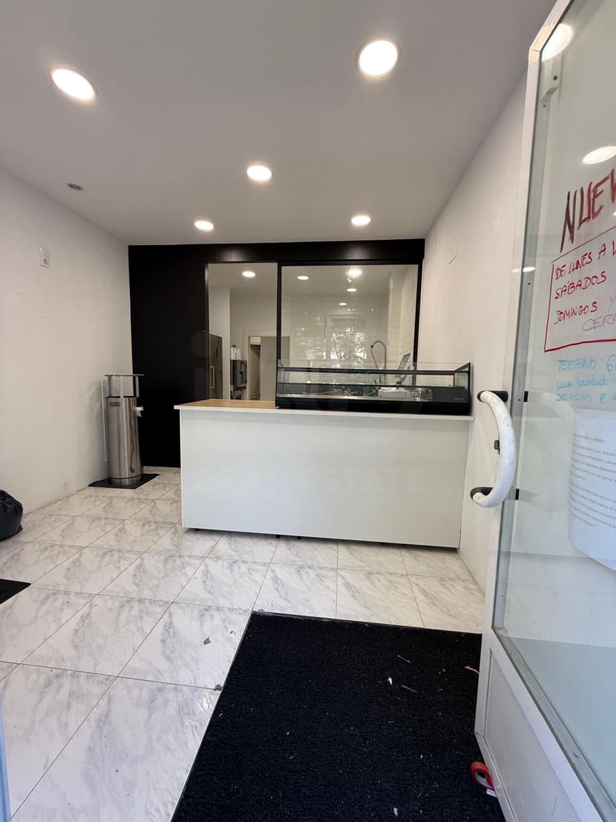 Local Commercial à louer à Bilbao - 650 € (Ref: 9987797)