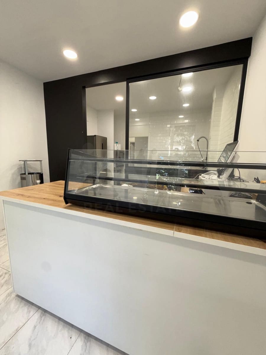 Local Commercial à louer à Bilbao - 650 € (Ref: 9987797)