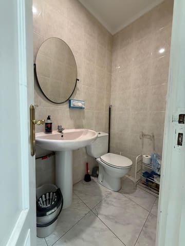 Local Commercial à louer à Bilbao - 650 € (Ref: 9987797)