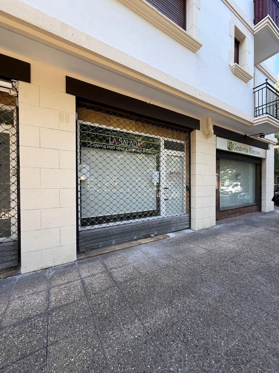 Local Commercial à louer à Bilbao - 650 € (Ref: 9987797)