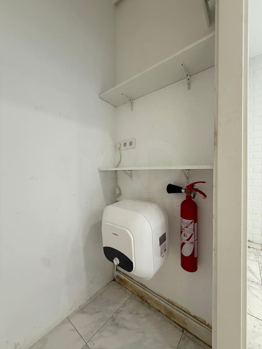 Erhverv til leje i Getxo - € 650 (Ref: 9987797)