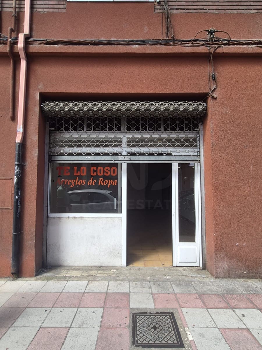 Local Commercial à vendre à Leon ville - 39 000 € (Ref: 9987798)
