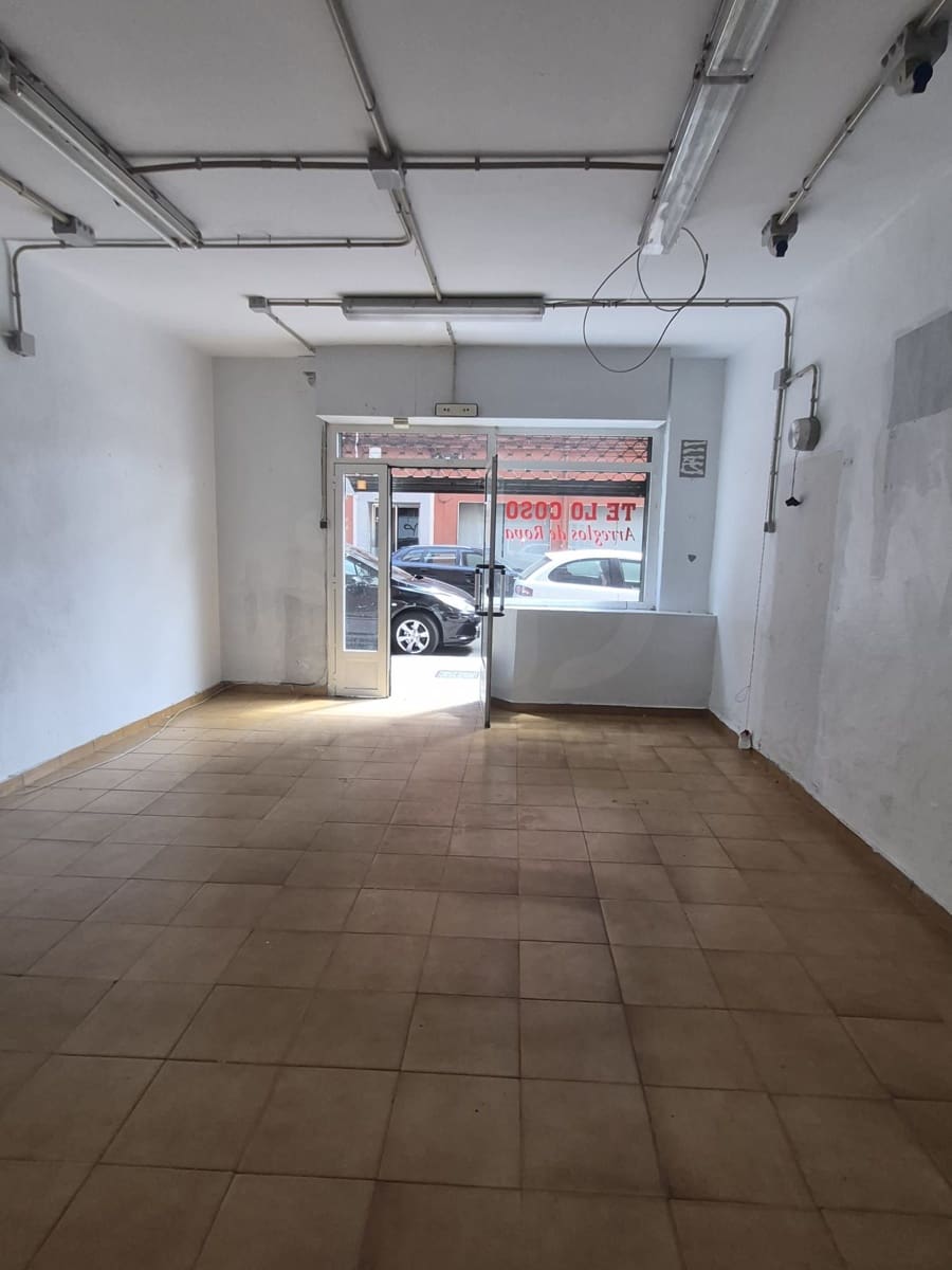 Local Commercial à vendre à Leon ville - 39 000 € (Ref: 9987798)