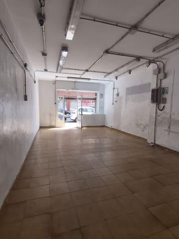 Kommersiell til salgs i Leon by - € 39 000 (Ref: 9987798)