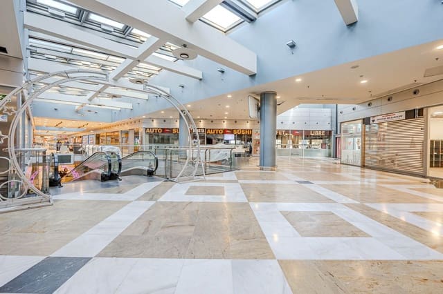 1 soveværelse Erhverv til leje i Madrid by - € 2.580 (Ref: 9987800)