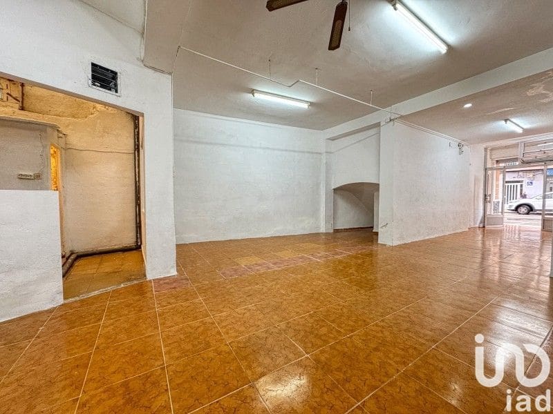 Commercial for sale in Alicante / Alacant city - € 52,900 (Ref: 9987801)