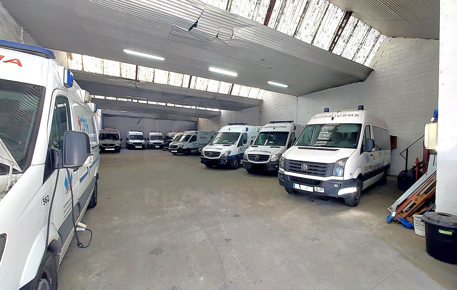 1 makuuhuone Kaupallinen myytävänä paikassa Huelva kaupunki - 200 000 € (Ref: 9987802)