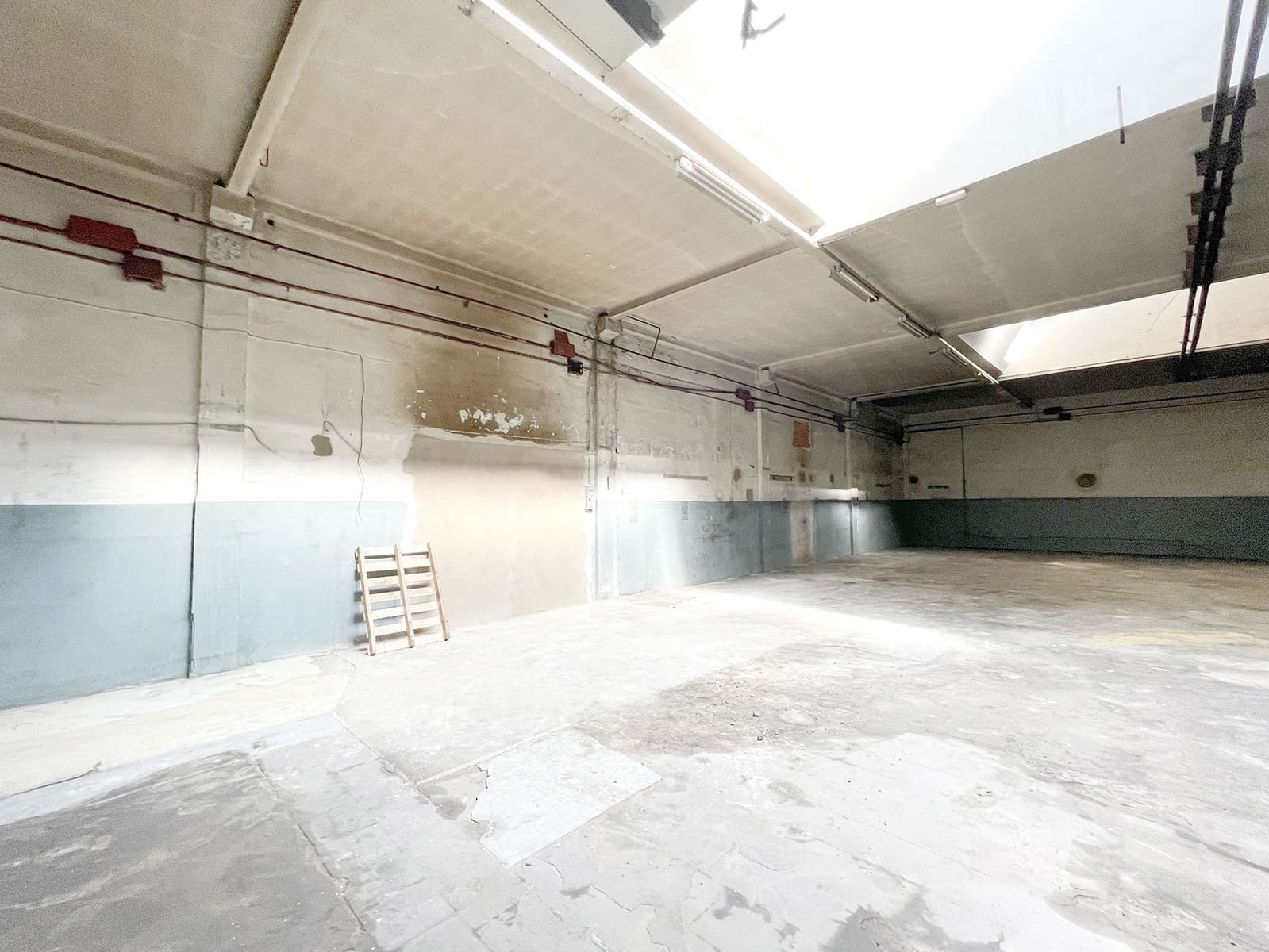 Komercyjne do wynajęcia w Miasto Barcelona - 1 500 € (Ref: 9987805)
