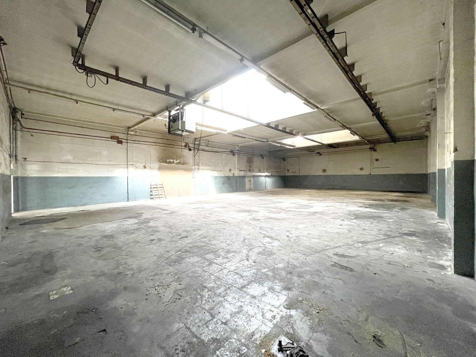 Komercyjne do wynajęcia w Miasto Barcelona - 1 500 € (Ref: 9987805)