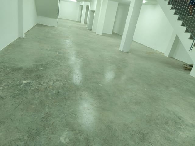 Gewerbe zu vermieten in Barcelona Stadt - 1.000 € (Ref: 9987806)